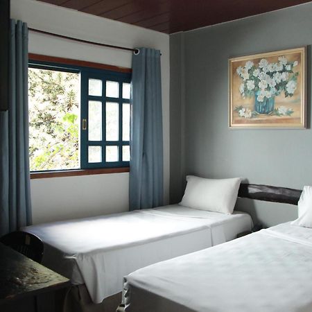 Cr Hotel Bueno - Antigo Hotel Serras De Goyaz Goiânia Kültér fotó A room at the hotel