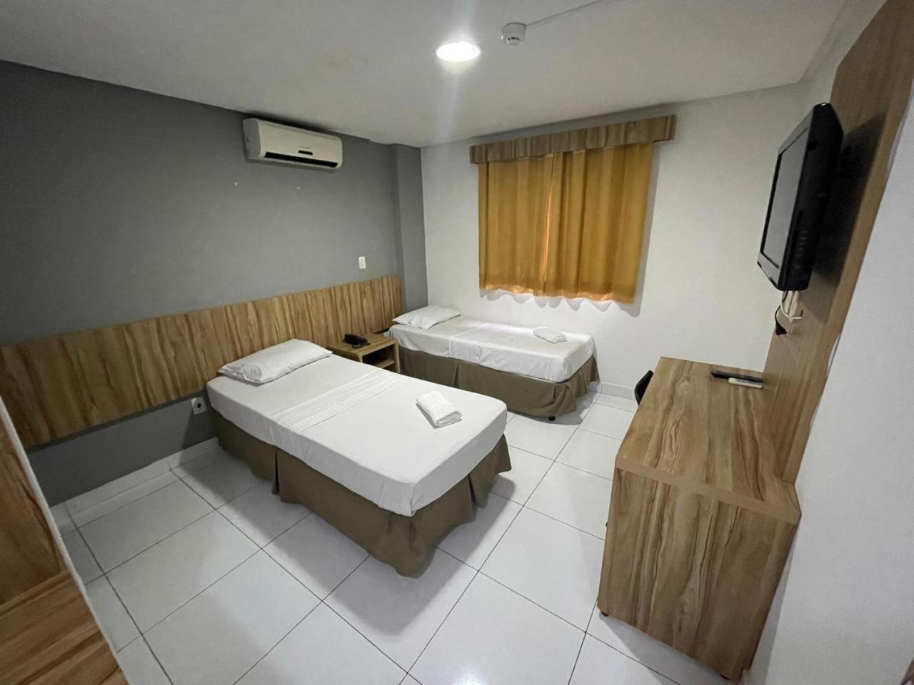 Cr Hotel Bueno - Antigo Hotel Serras De Goyaz Goiânia Kültér fotó