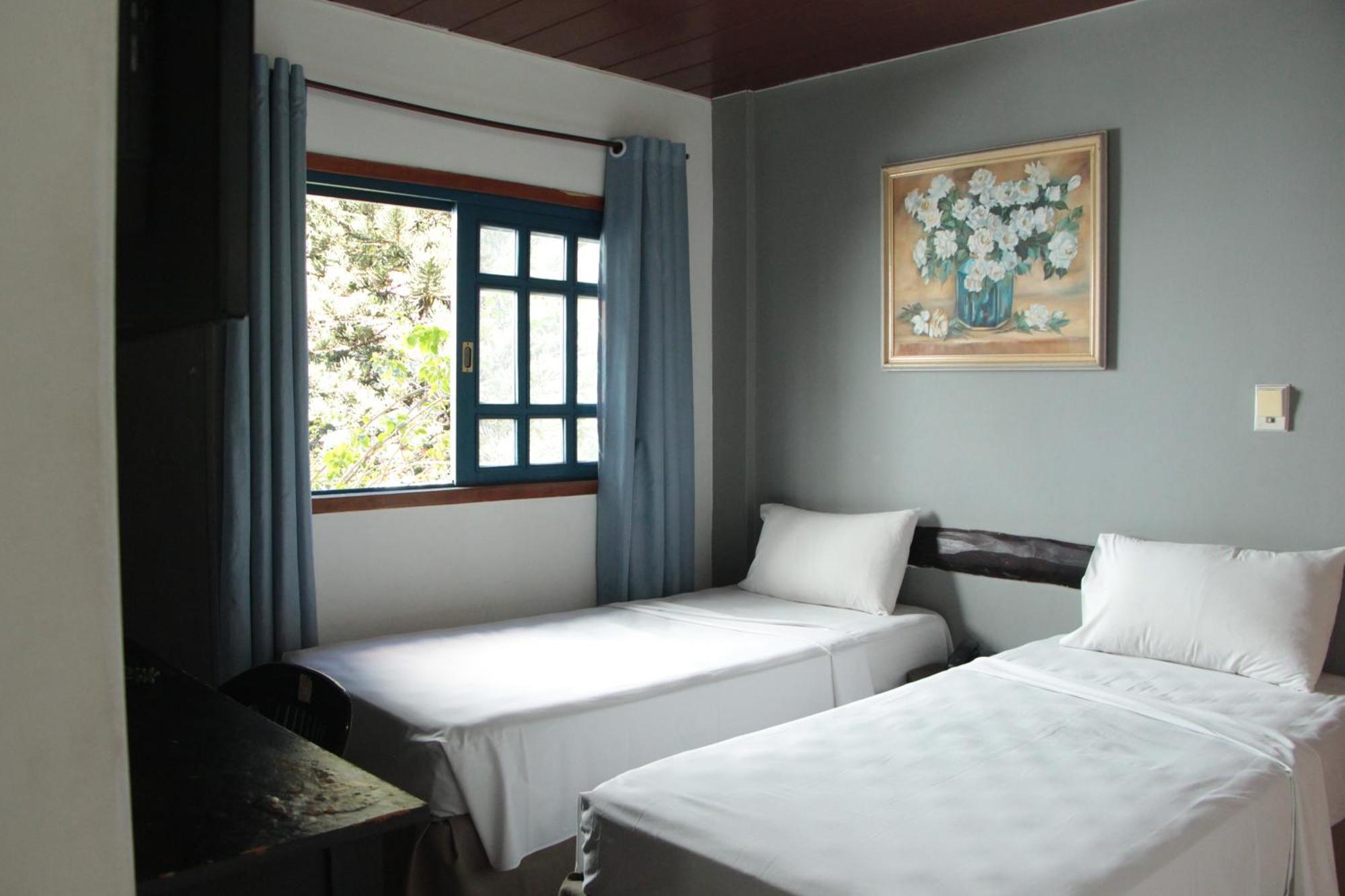 Cr Hotel Bueno - Antigo Hotel Serras De Goyaz Goiânia Kültér fotó A room at the hotel