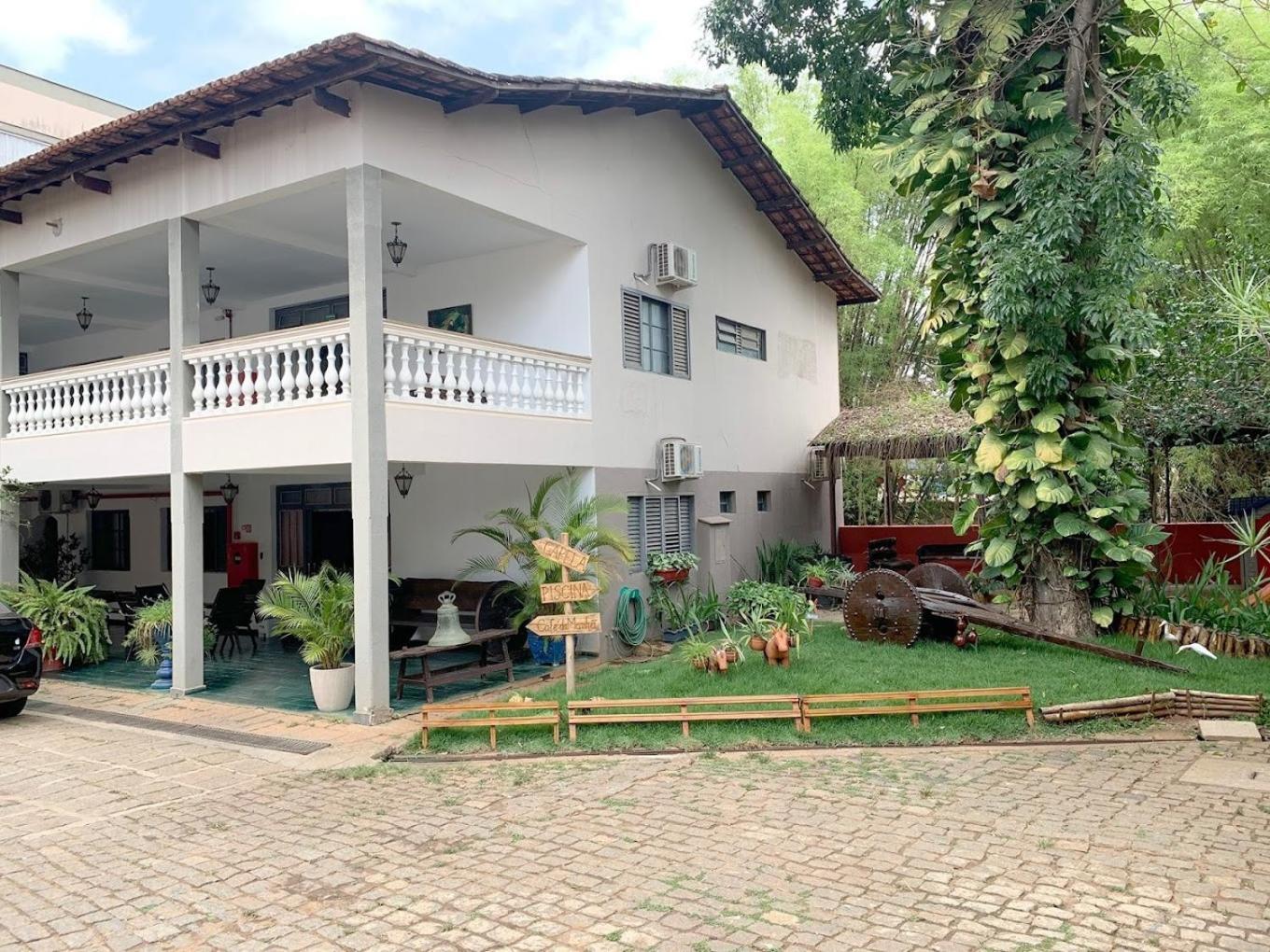 Cr Hotel Bueno - Antigo Hotel Serras De Goyaz Goiânia Kültér fotó The house of the writer