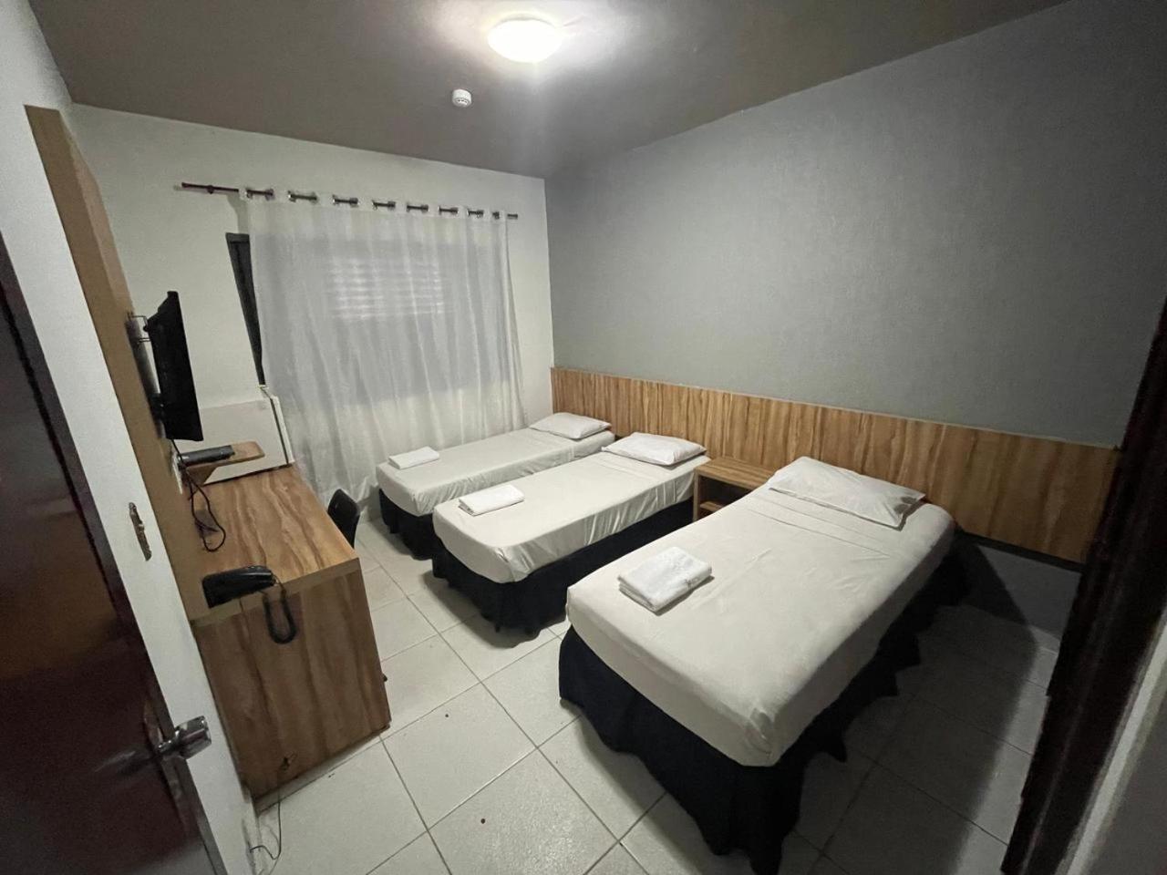 Cr Hotel Bueno - Antigo Hotel Serras De Goyaz Goiânia Kültér fotó A room at the hotel
